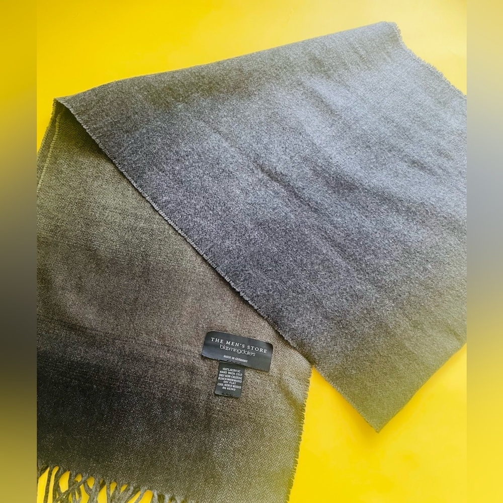 The Man’s Store bloomingdale’s Scarf. Unisex Scarf